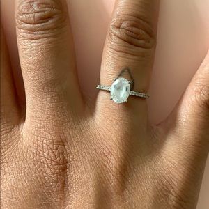 14k white gold oval cz ring